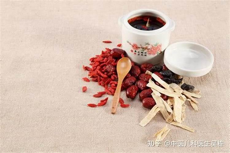 天生4个带财库的生肖