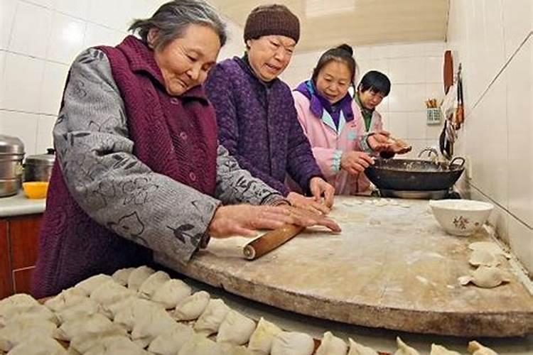 和他在一起后就不断生病会不会是八字不合？
