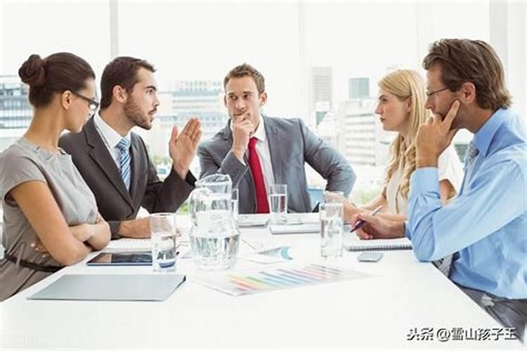 明年本命年,想买比较实用的衣服,大家有什么推荐的吗？