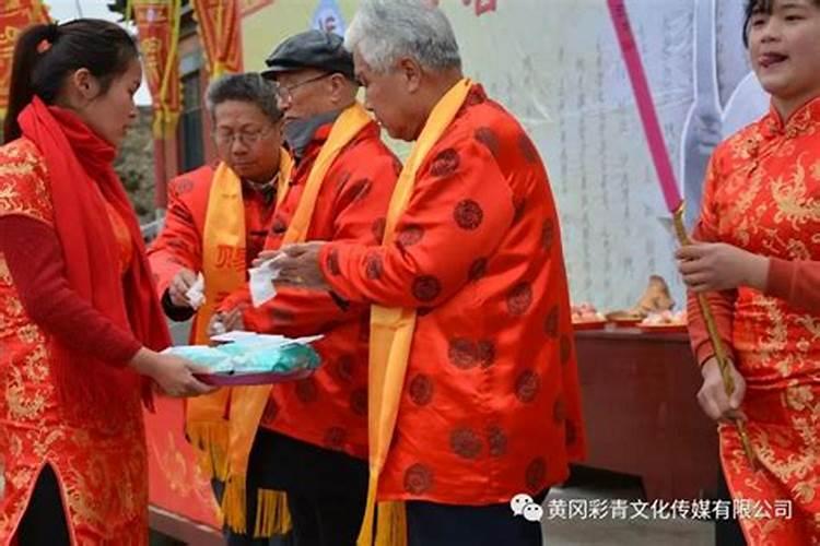 属鸡的和什么属相最配