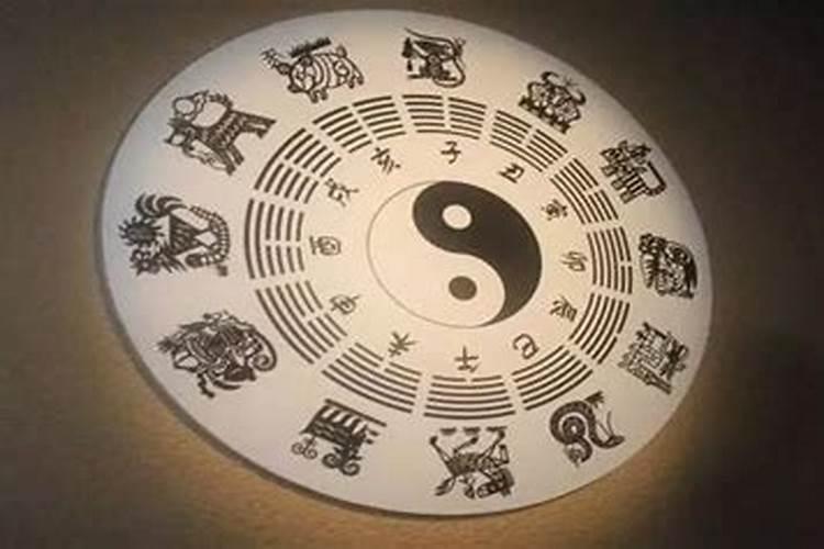 我请来一个翡翠貔貅吊坠,想开光,请大师帮我算算开光的时间,我是1981年...