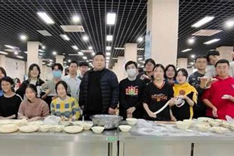 2025年属蛇人的全年运势女性