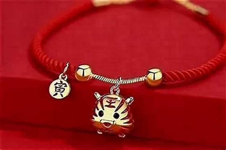 2015年(犯太岁、害太岁、冲太岁)在(家里、寺庙)如何拜太岁？