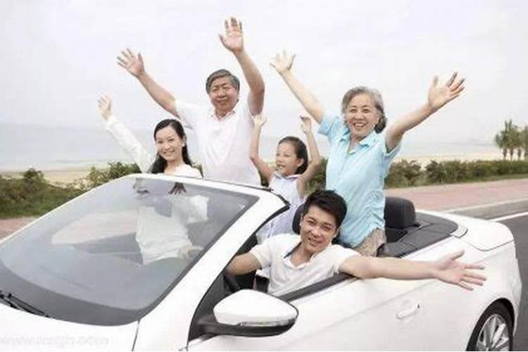 财神身边的童子叫什么？