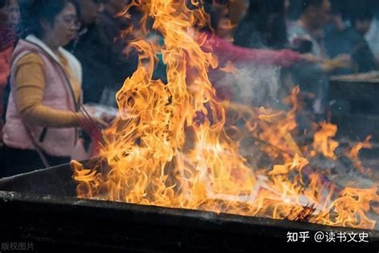 双子座女生性格脾气特点和缺点