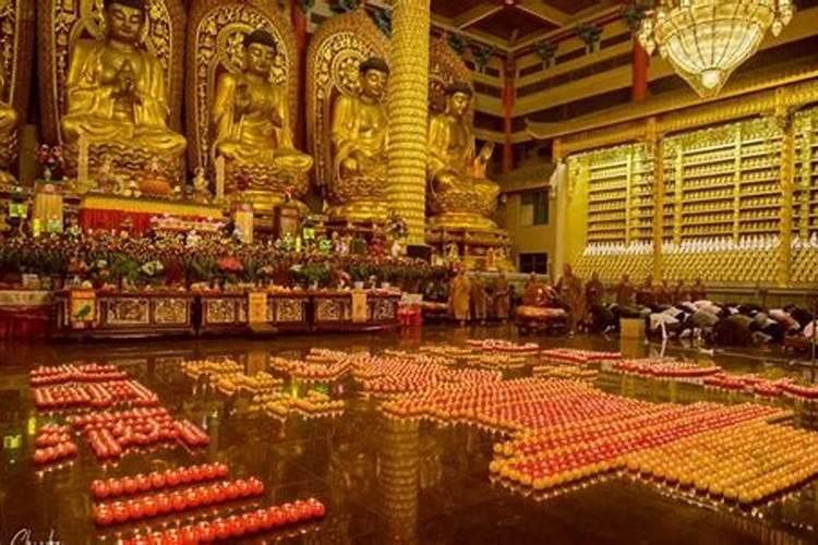 属蛇的什么时候犯太岁 这四个年份犯太岁怎么办？