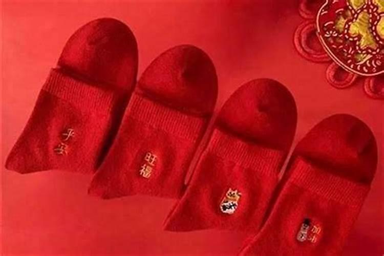 ...听说童子命不能结婚的。我好害怕啊。在这里谢谢大家