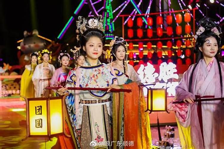 如何用一句话概括你所在城市春节的习俗,让别人一看就明白的？
