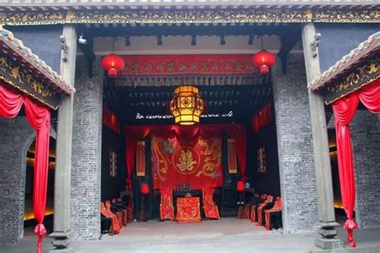本人属鸡本命年能改行吗
