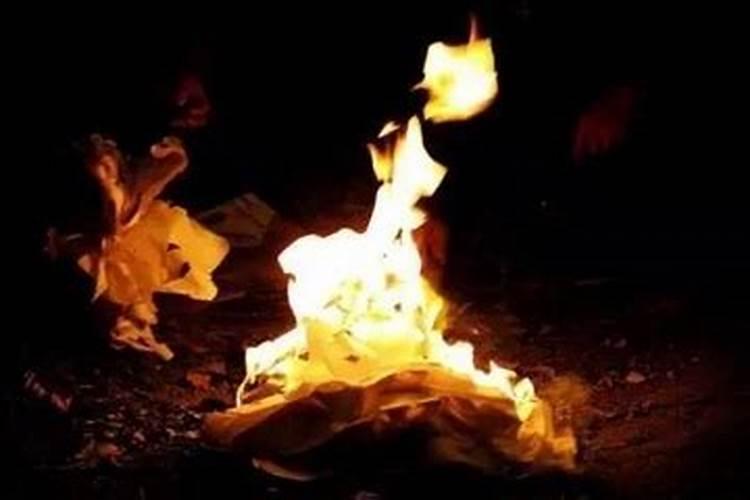 2021寒衣节烧寒衣可以烧真衣服吗烧衣给去世的人怎样烧才收到