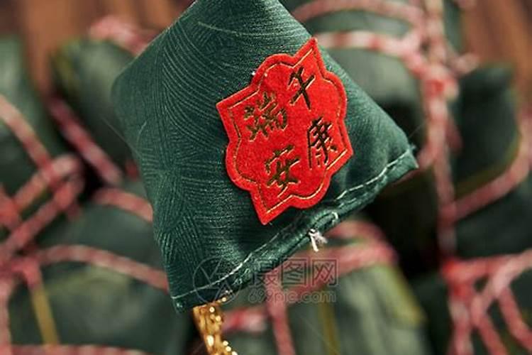 梦见被大黄狗咬手的预兆