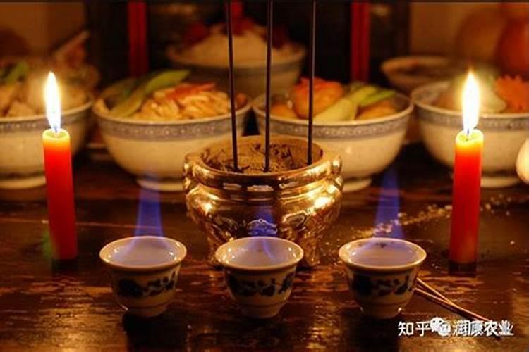 看八字时,如何确定命主的夫妻星、夫妻宫,举例说明一下,谢谢!