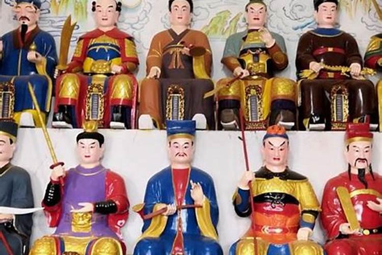 问下各位 80年 阴历10月1日生 五行属什么