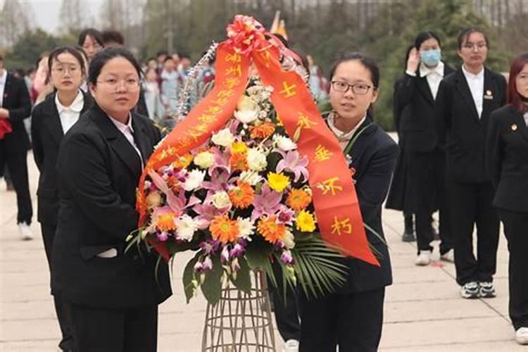 属羊与属牛婚配属相合不合？羊牛能长久吗？