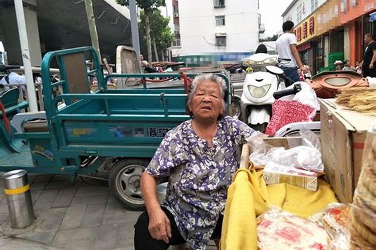 中秋装节哪些长辈