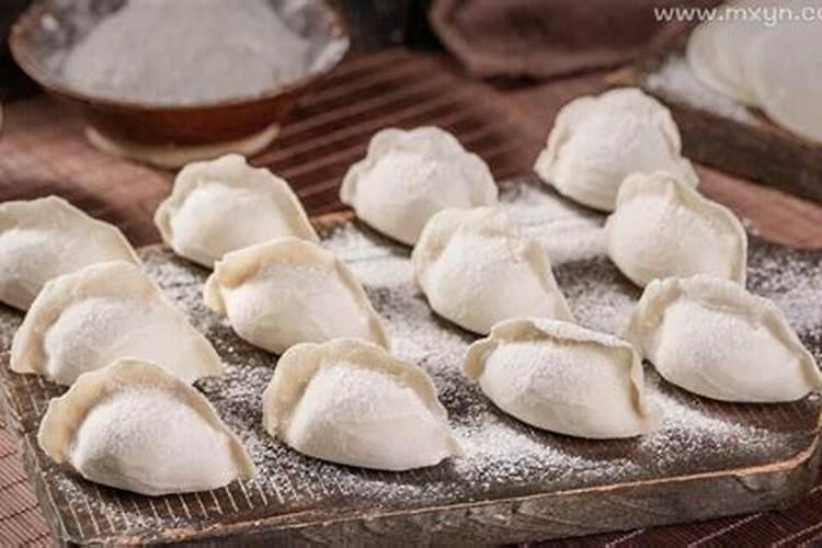 梦见吃饺子是什么征兆？
