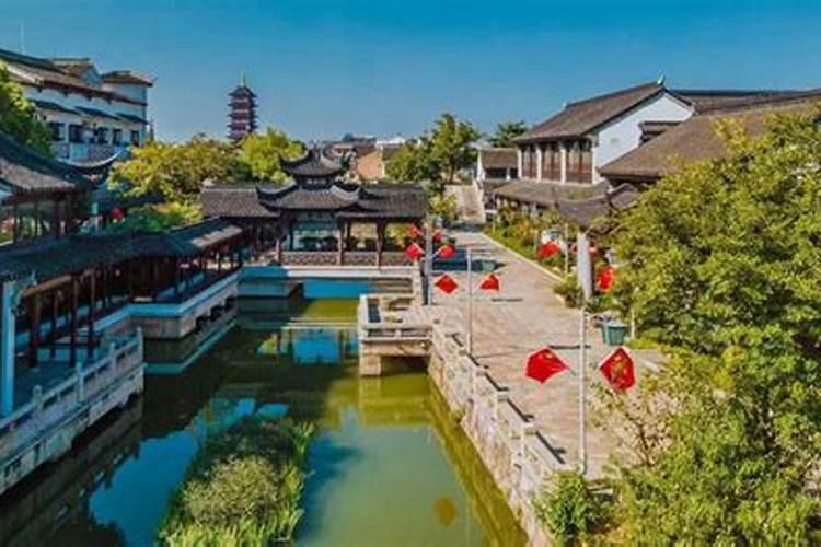 必二婚的日柱 怎么看一生八字测婚姻？