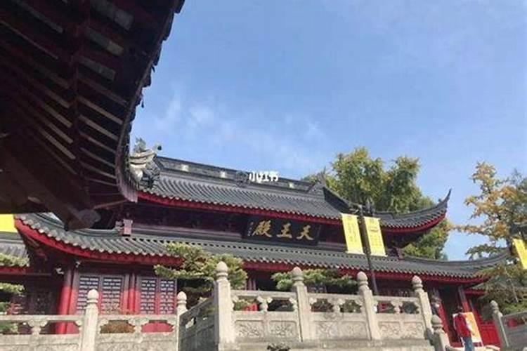 南京鸡鸣寺求姻缘在哪个殿,南京鸡鸣寺求姻缘在哪个殿拜