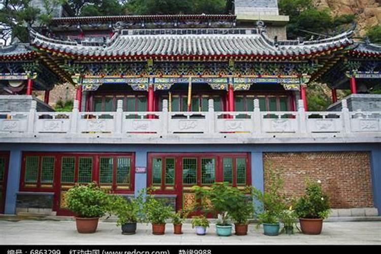 祭拜婴灵 给婴灵立神主牌 是要找神婆还是去什么庙里？求具体答案
