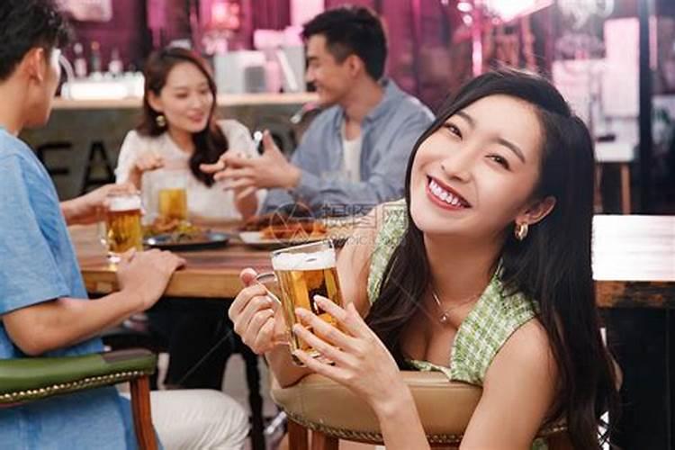 梦见和女朋友吃饭有什么预兆？是什么意思？