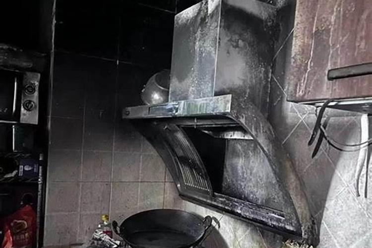 梦见邻居家失火我给他家灭火的预兆