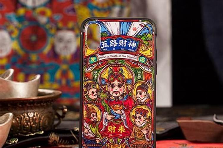 梦见我碰到仇人的车了,然后仇人也没发火,让我给他开车我说我不会开...