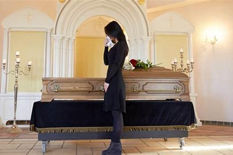 梦见死人或死尸预示着什么