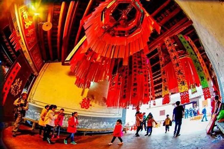 属虎2025年犯太岁吗