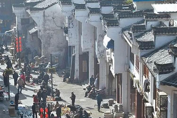 八月十五送礼送什么好 八月十五送礼送几样东西