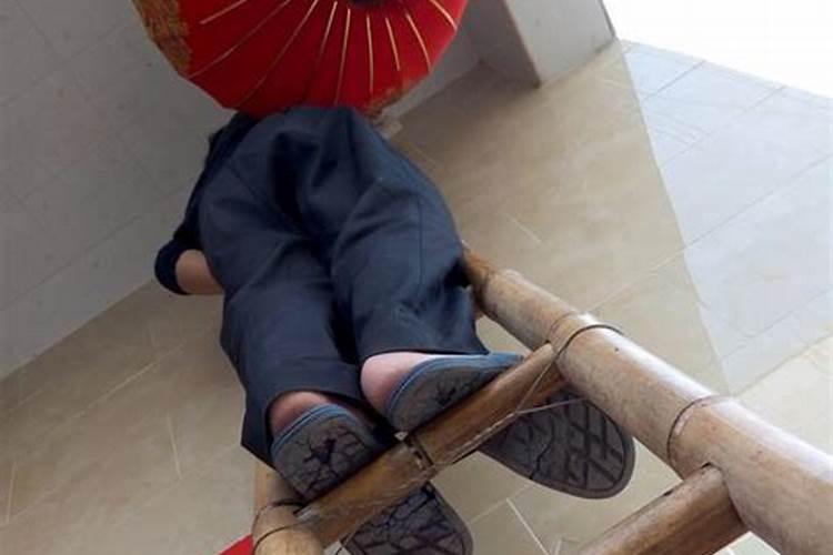 我买了60平米的二手房35万大概要多少钱过户费