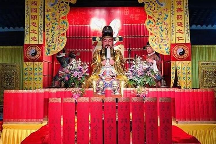 上海哪个庙里有太岁星君可拜？