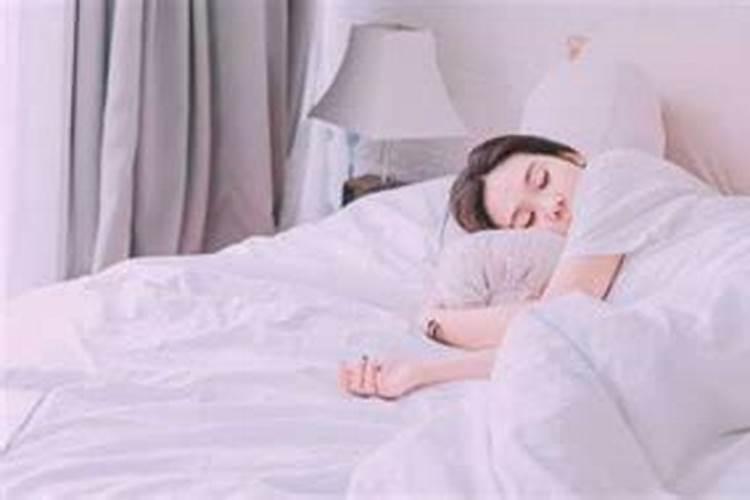 梦见亲人掉茅坑死了的预兆