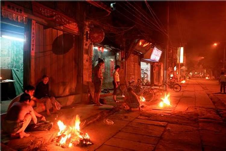 为什么两广地区过“鬼节”不是在农历七月十五,而是在农历