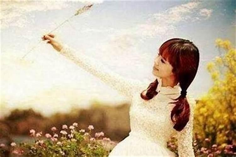 二婚才幸福的女命八字 正官前七杀后？