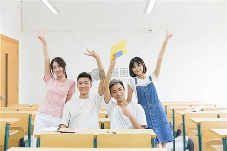 梦见初高中同学的预兆