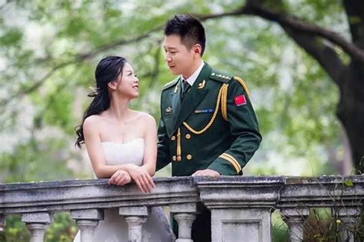 六己日出生男女八字合婚表