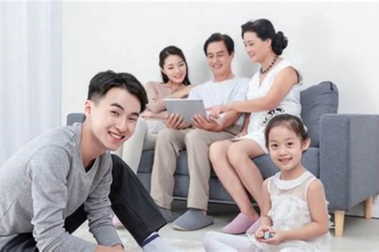 财神爷怎么请到家里