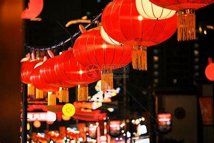 去上海豫园游玩,能体验到哪些民俗活动？