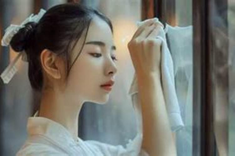 1988年的龙女在2025年的运势怎么样
