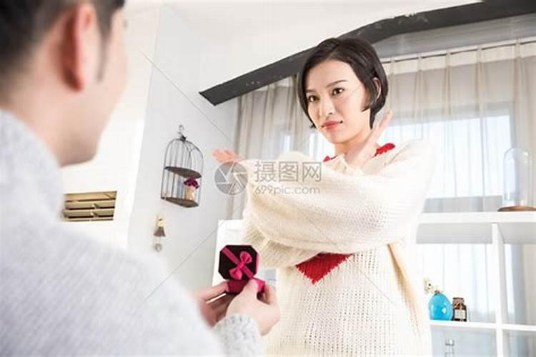 最近多次梦到同一个人,连续梦到同一个人是怎么回事