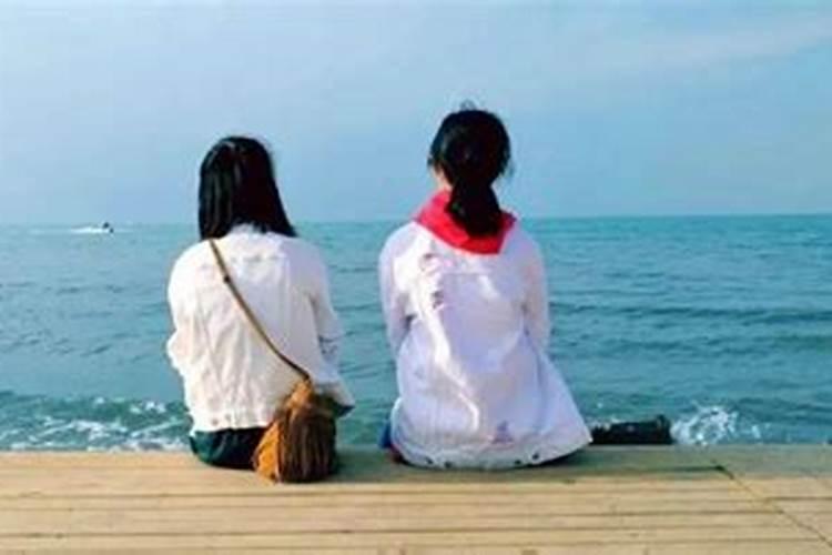 梦见给很久没联系的人打电话