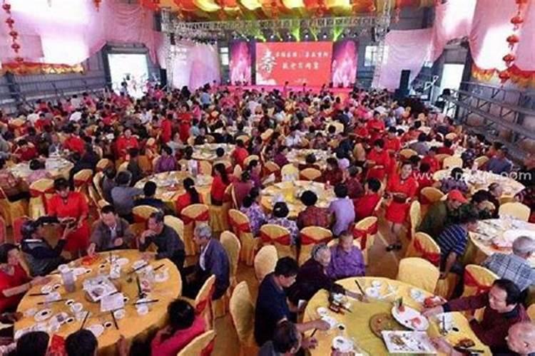 做梦梦见被警察抓是什么意思？
