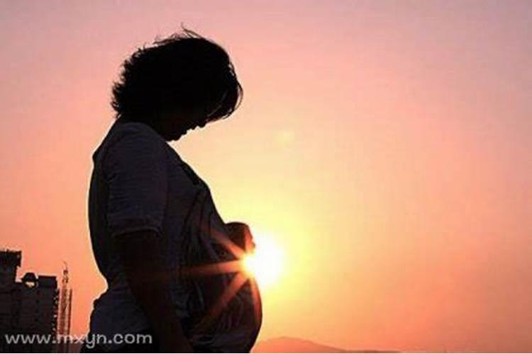 梦见初恋结婚生孩子了