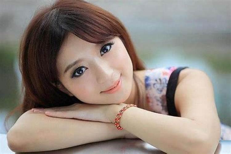 婚姻不顺的女人在面相上有何特征？