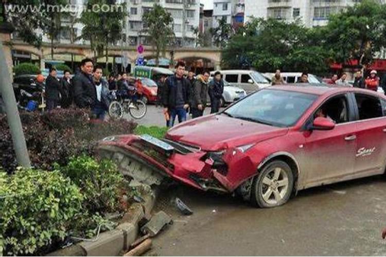 高邮订婚、结婚的习俗一般怎么样的？