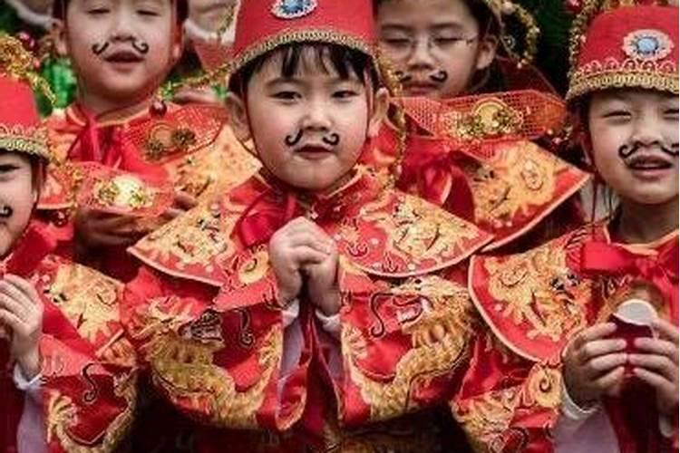 腊月间给老人上坟的最佳时间