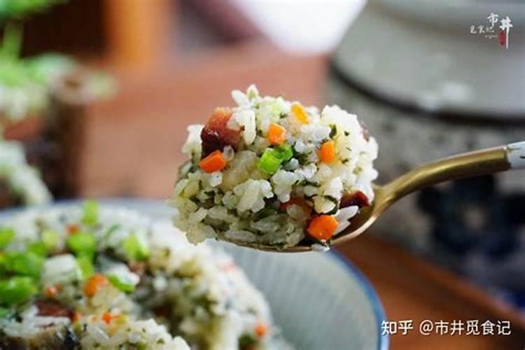 梦见自己大肚子生小孩