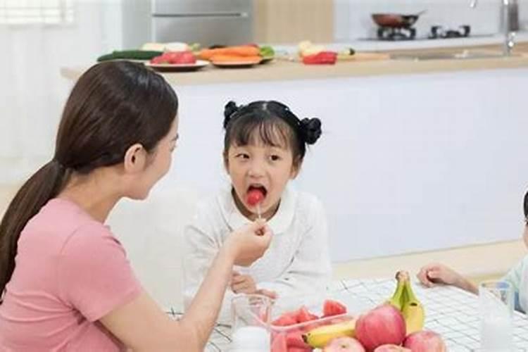 秋天宝宝应该吃什么呢？