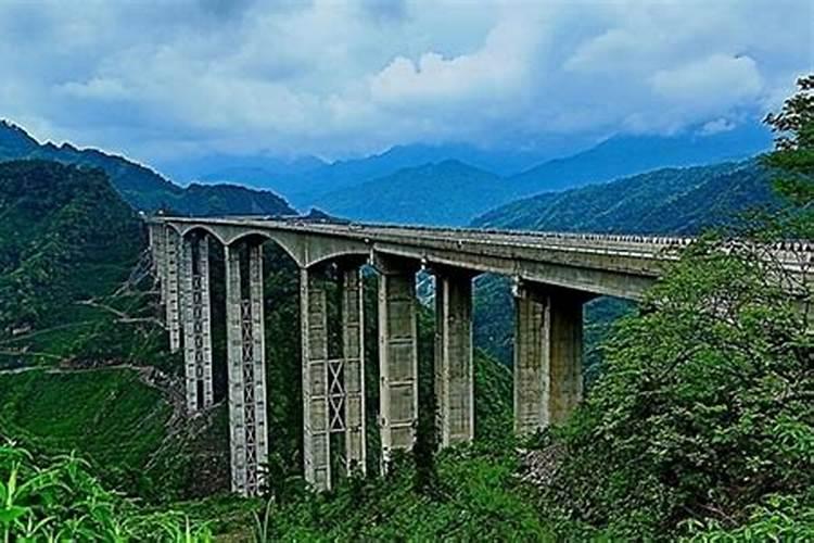 请问临沂兰山区大集是几天一次啊？