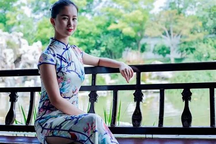 梦见穿旗袍的女人